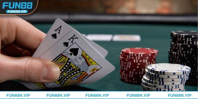 Luật chơi Poker cơ bản tại Fun88